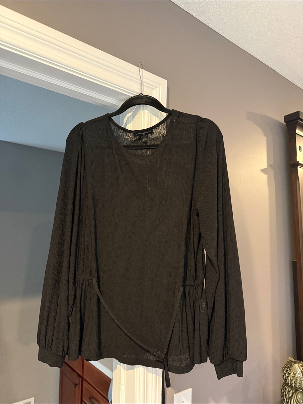 Black Long-Sleeve Peplum Tie-Waist Dress Top Banana Republic